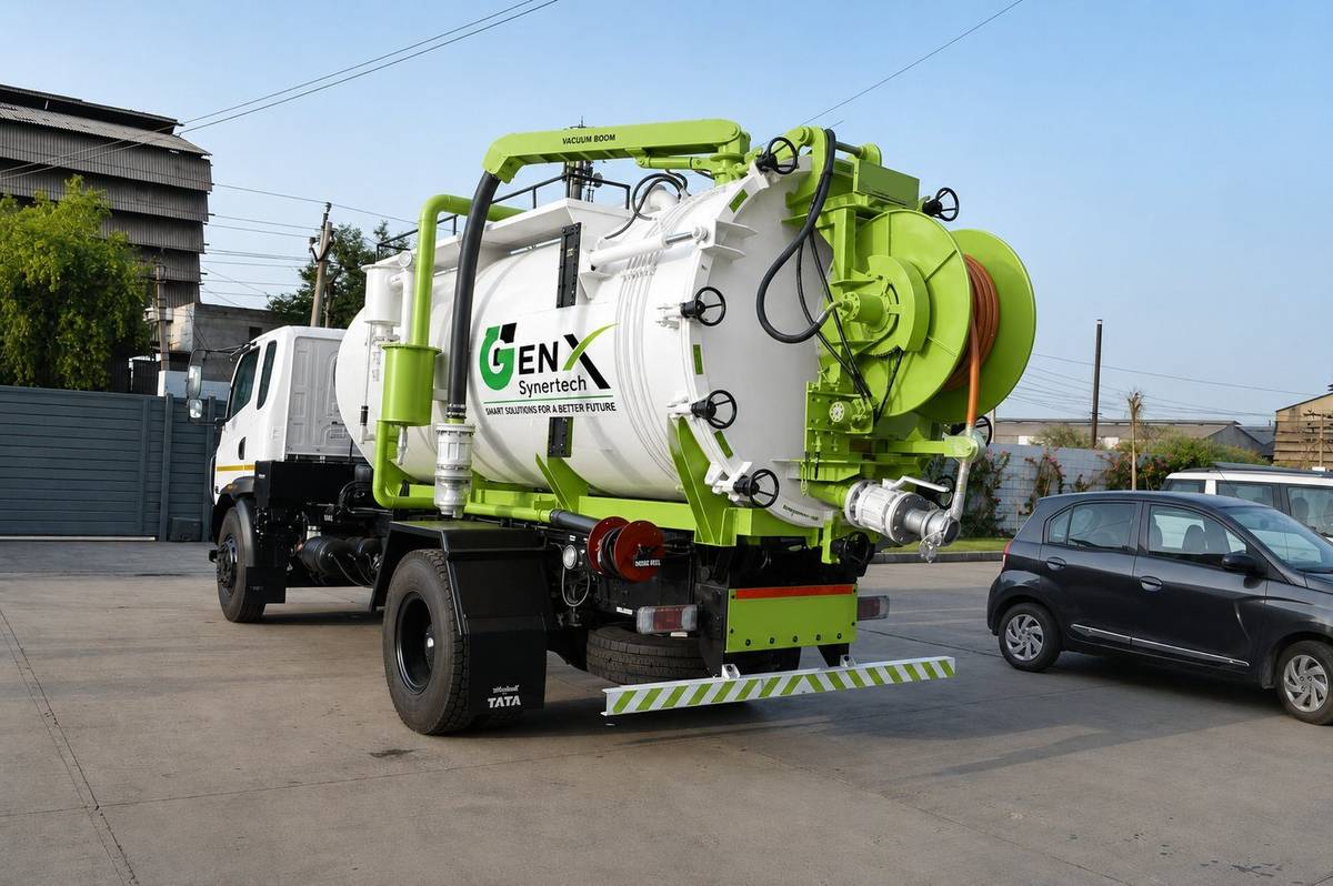 Sewer jetting machine side view